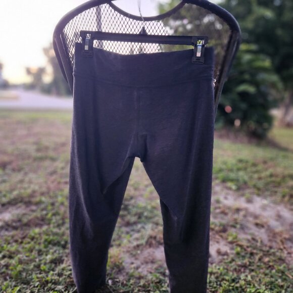 Victoria's Secret PINK High-Waist Yoga Leggings S- Dark Grey - Picture 4 of 4